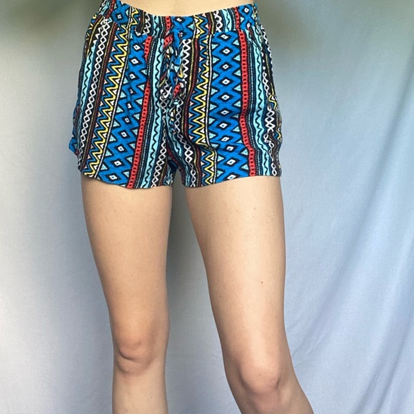 Bebop Medium Patterned Shorts - Picture 1 of 6